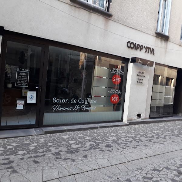 La façade du salon Coiff'Styl, rue du Breuil à Saint-Flour